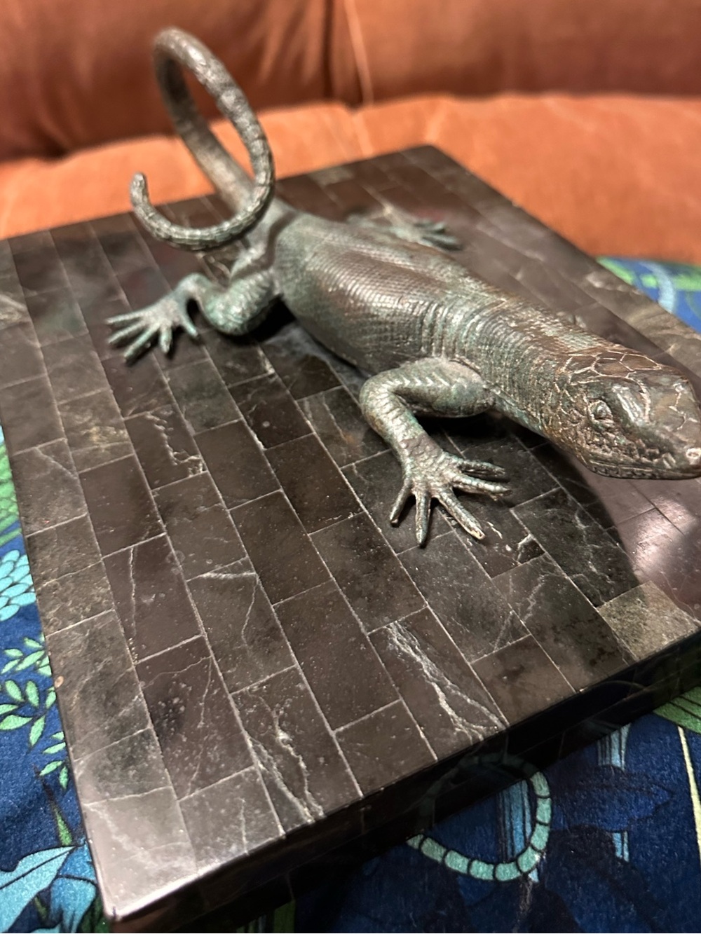 Vintage Maitland-Smith stone decorative box w Cast bronze lizard